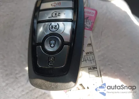 2025 Ford Expedition Tremor z USA, uszkodzony, nr VIN 1FMJU1RG3SEA49421